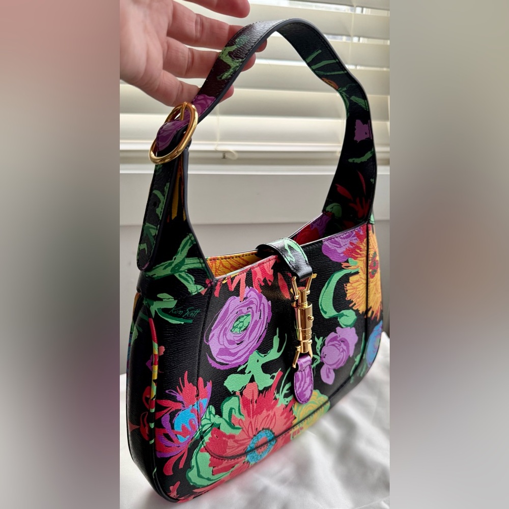 Gucci Bag - Picture 3 of 12